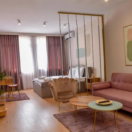 Good Times Luxury Apartmán